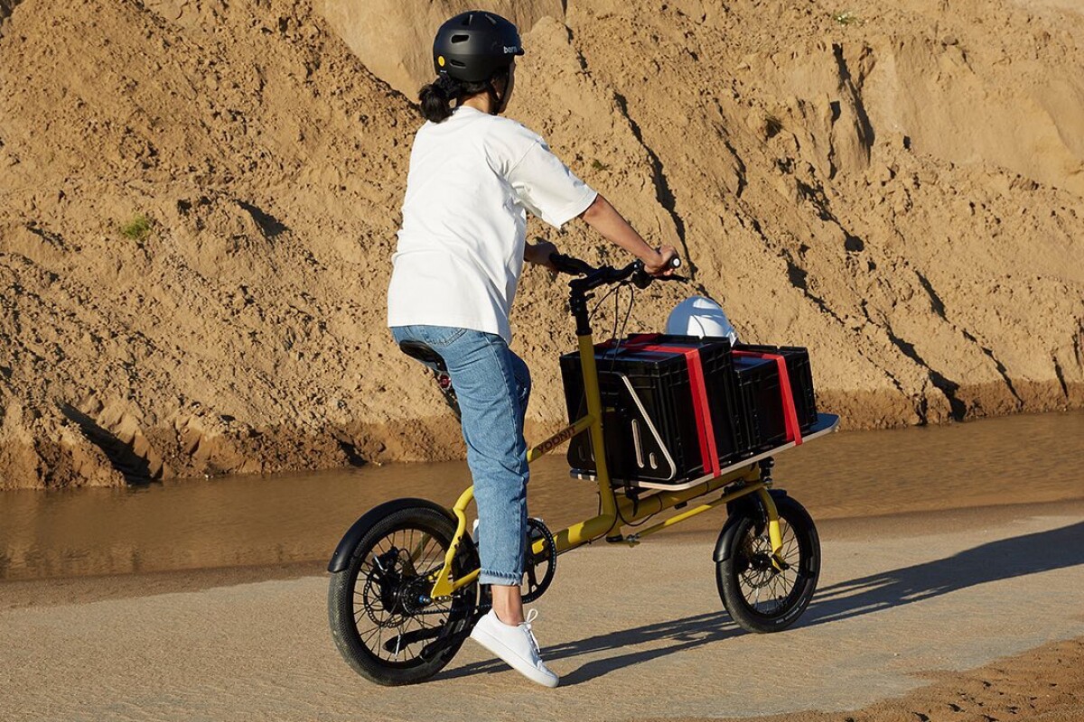 Small deals cargo bike